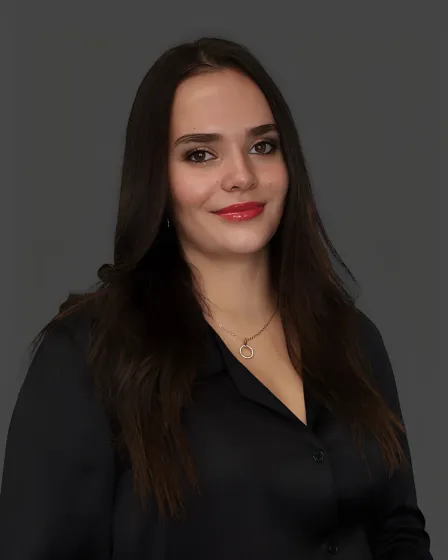 Carly Guidi, Assistant Manager