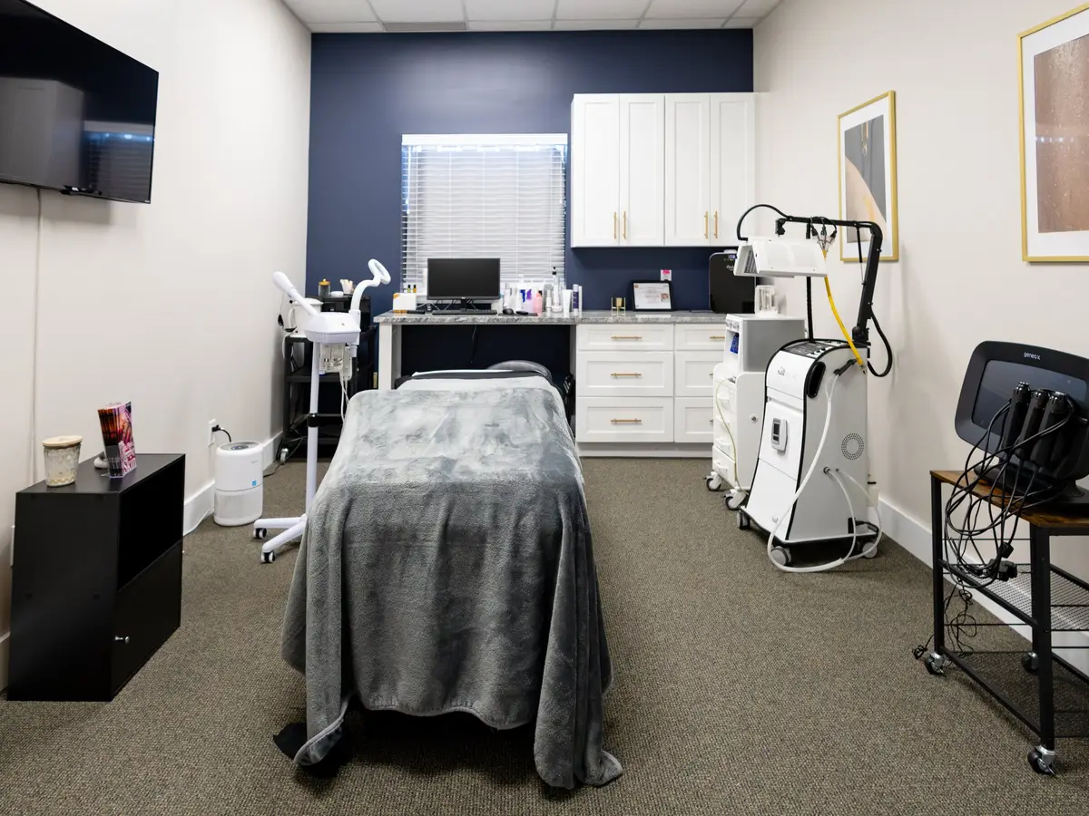 A private treatment room at Pura Vida in Fleming Island, FL