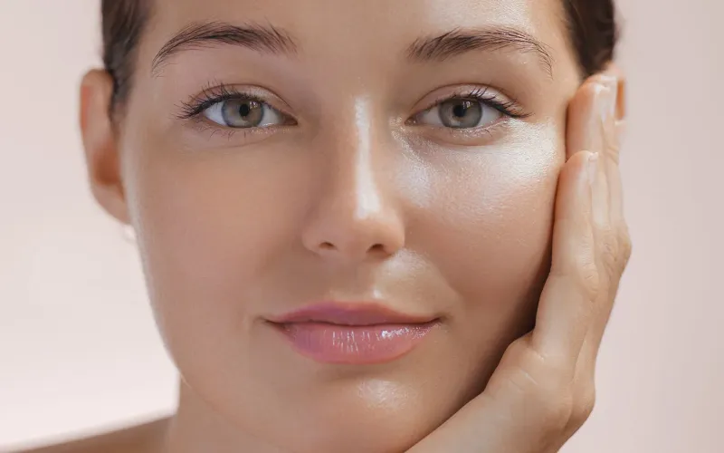 Glo2Facial by Geneo: Three-in-One Facial Treatment