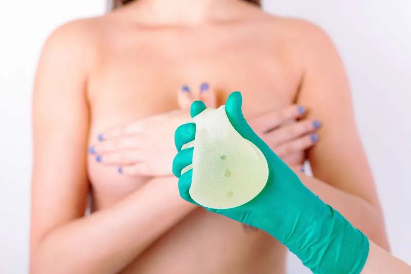 Breast Implant Illness: Understanding Symptoms and Recovery